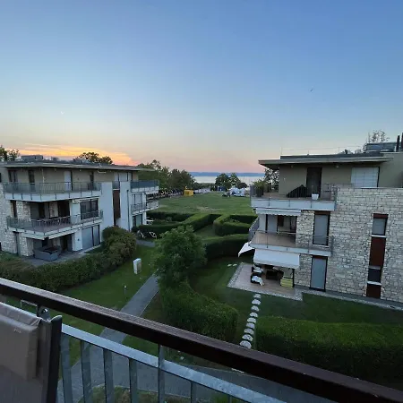 Zmrd Apartman *